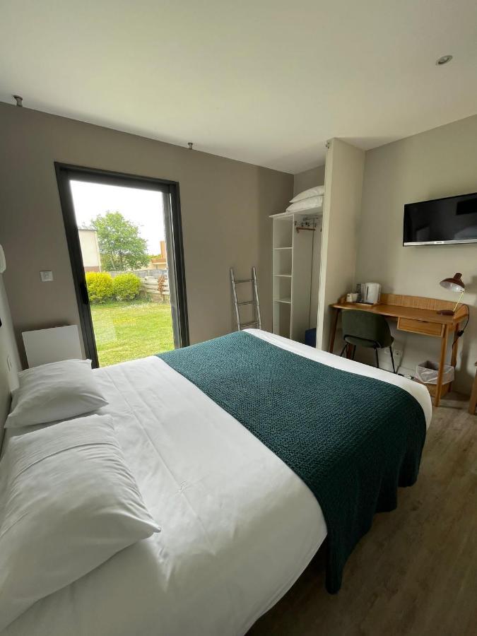 Logis Hotel Du Large Плугонвелен Екстериор снимка