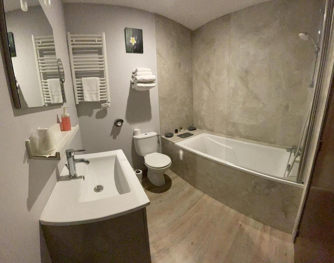 Logis Hotel Du Large Плугонвелен Екстериор снимка